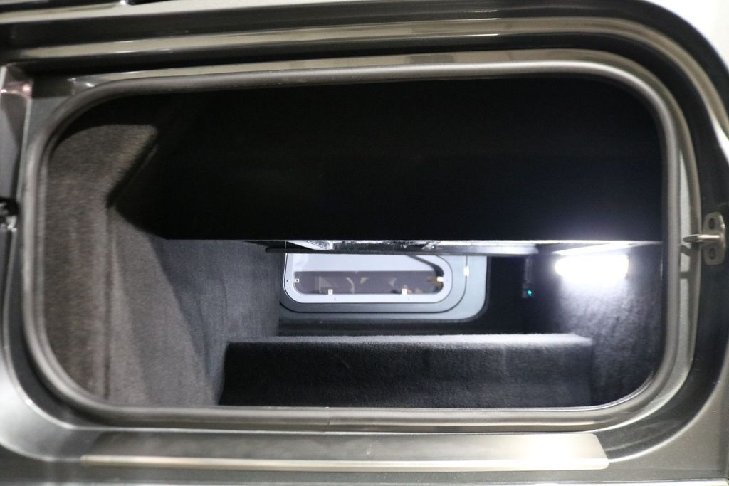 Mercedes-Benz E 220 2025