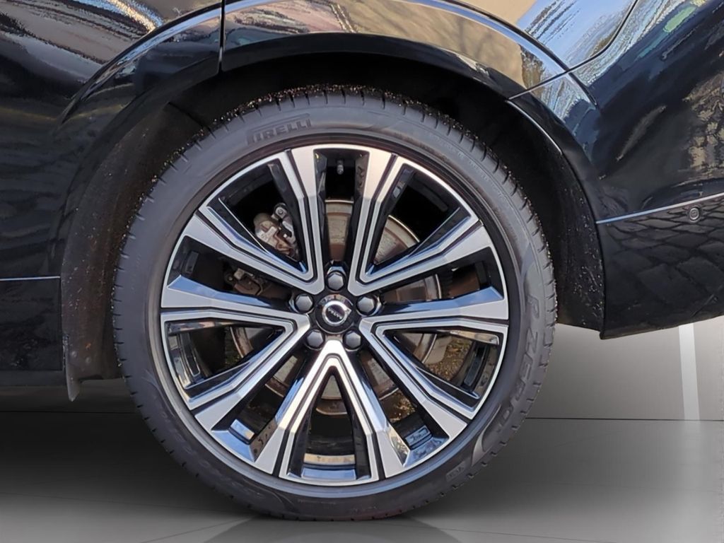 Volvo XC60 2022