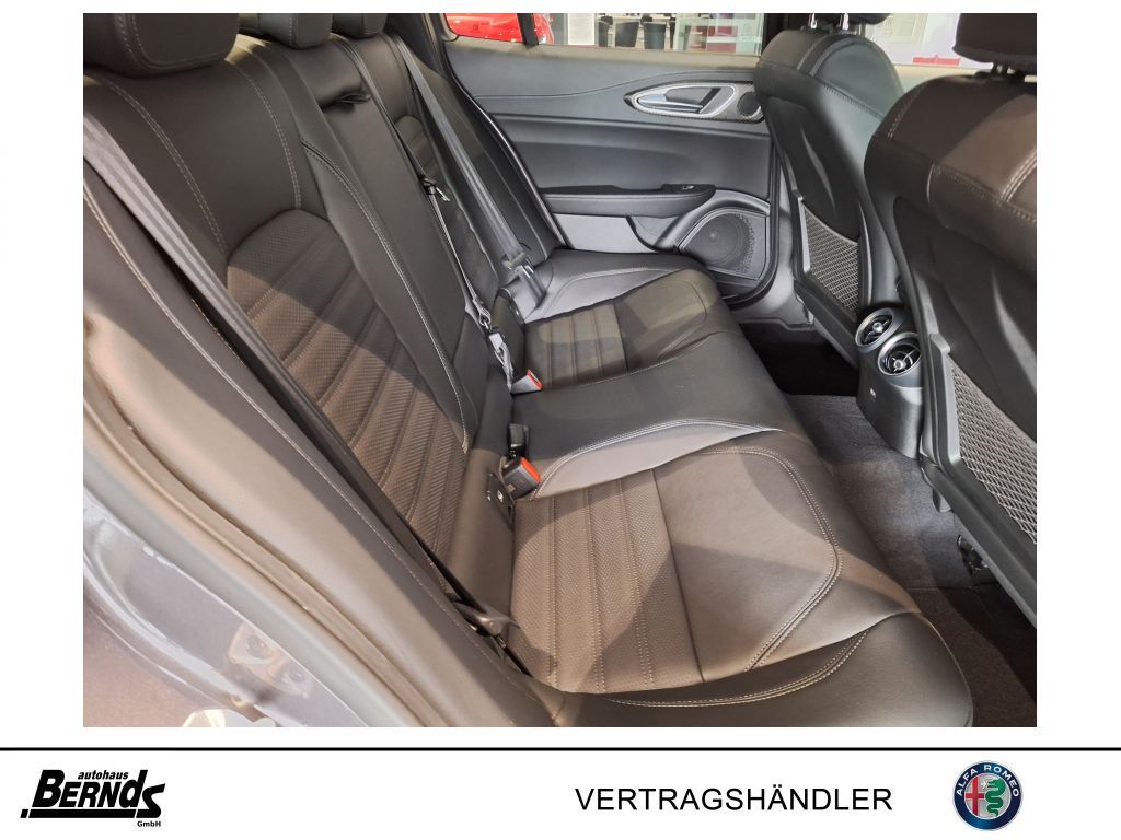 Alfa Romeo Giulia 2025