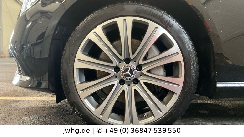 Mercedes-Benz E 300 2022