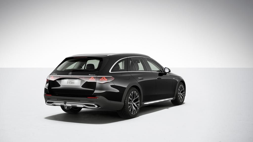 Mercedes-Benz E 300 2025