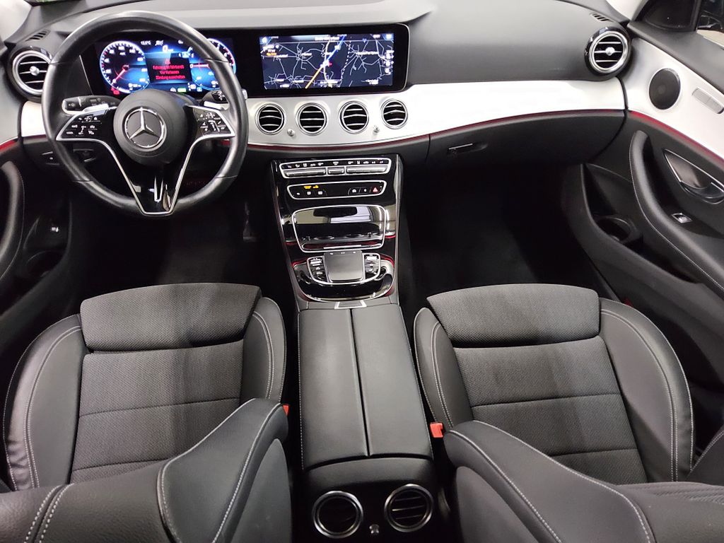 Mercedes-Benz E 300 2022