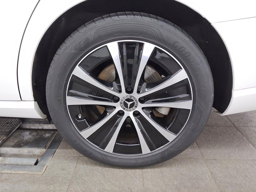 Mercedes-Benz E 300 2021
