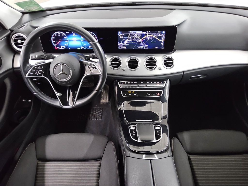 Mercedes-Benz E 300 2021