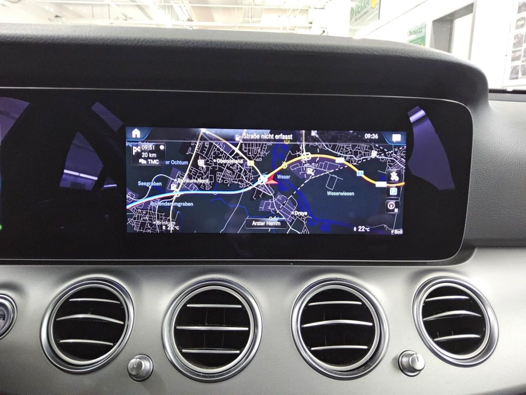 Mercedes-Benz E 300 2021