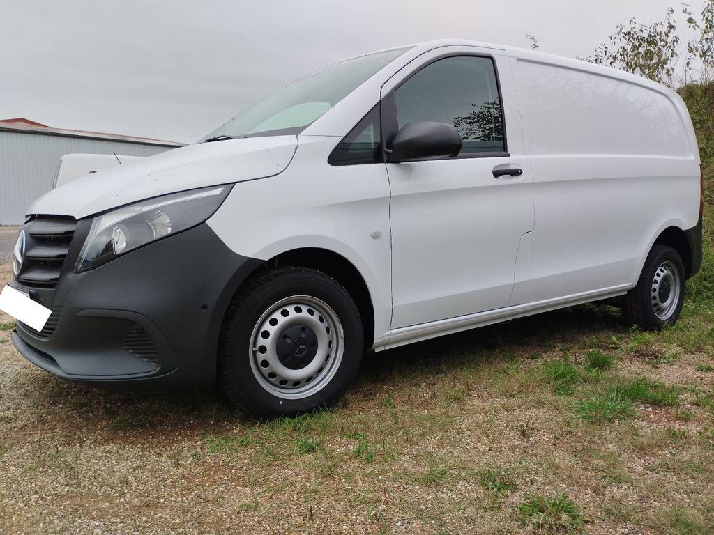 Mercedes-Benz Vito 2025