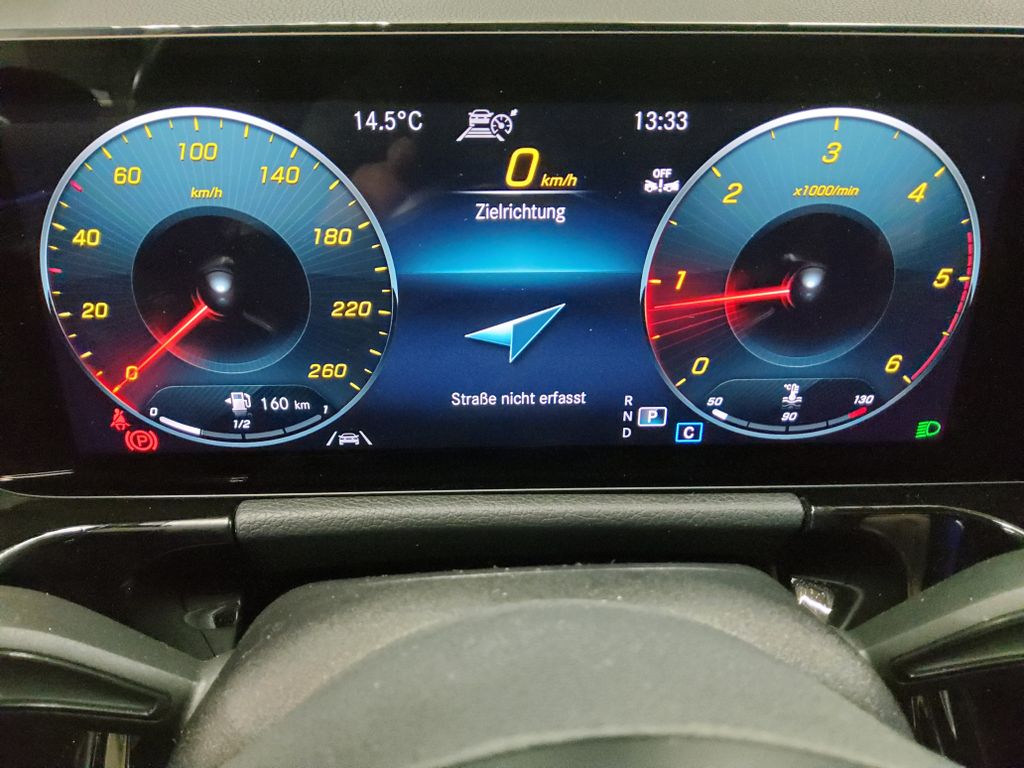 Mercedes-Benz GLA 220 2023