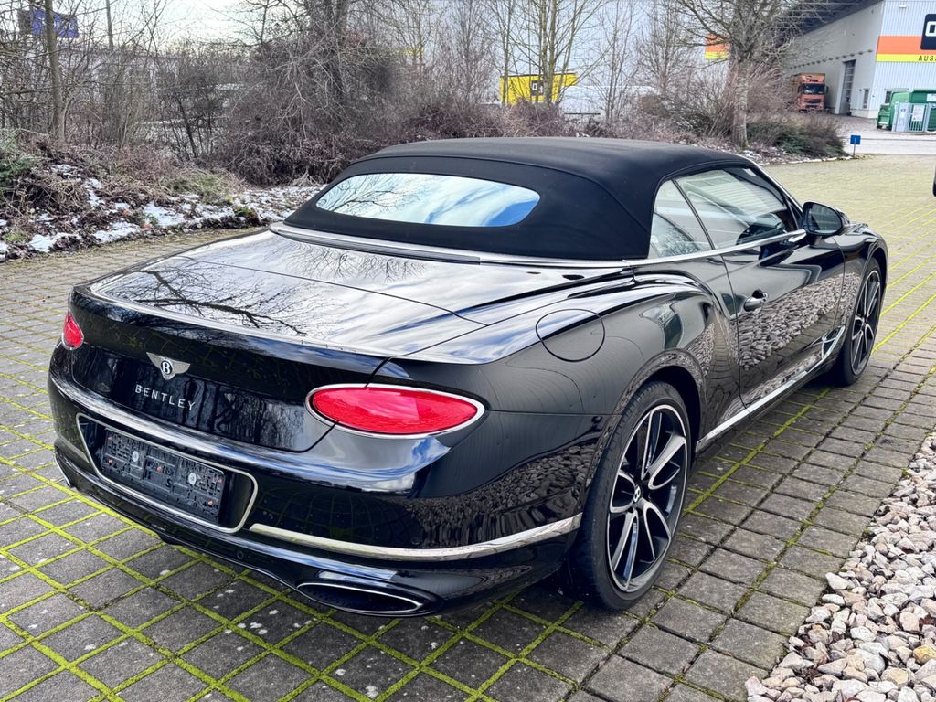 Bentley Continental GTC 2019