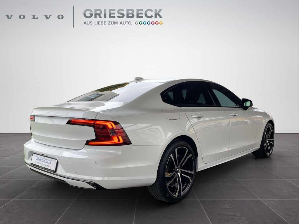 Volvo S90 2022