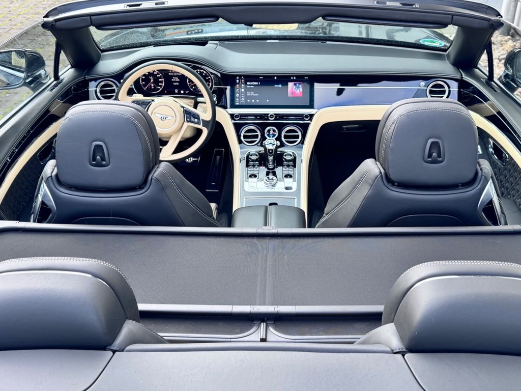 Bentley Continental GTC 2019