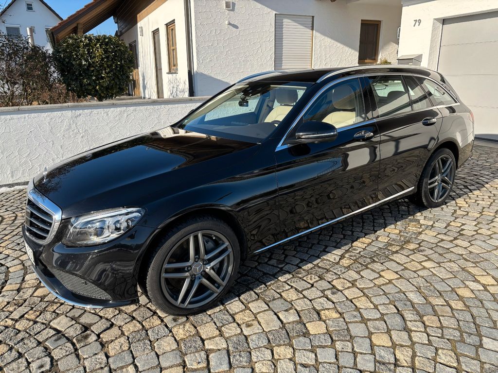 Mercedes-Benz C 300 2021