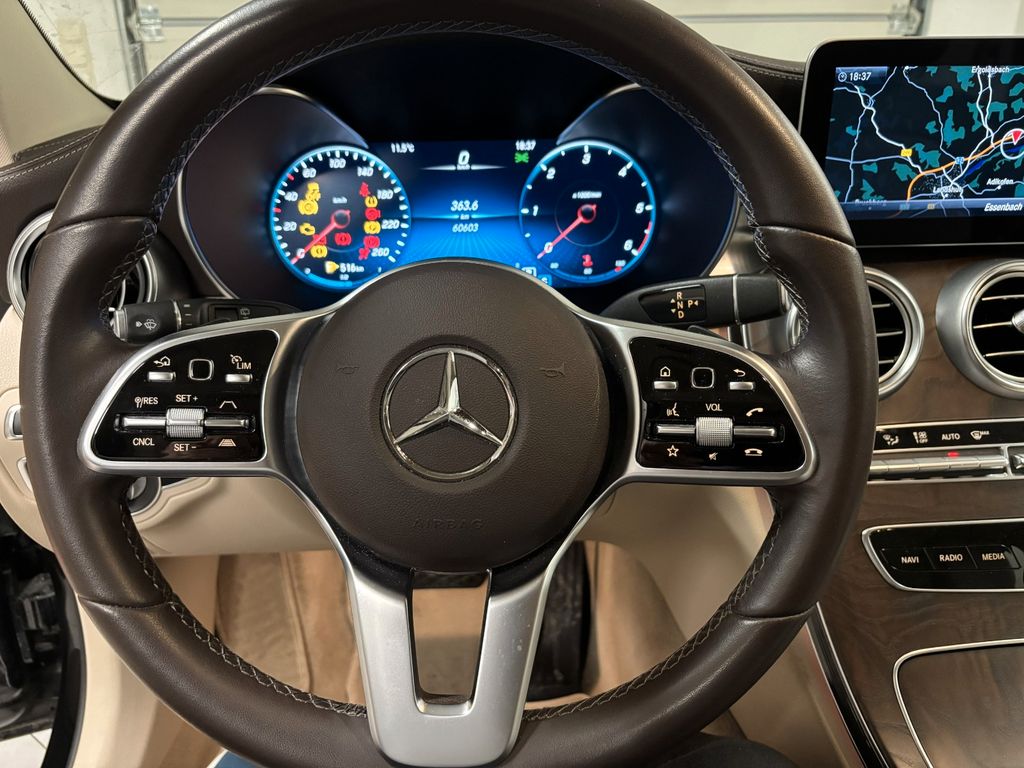 Mercedes-Benz C 300 2021