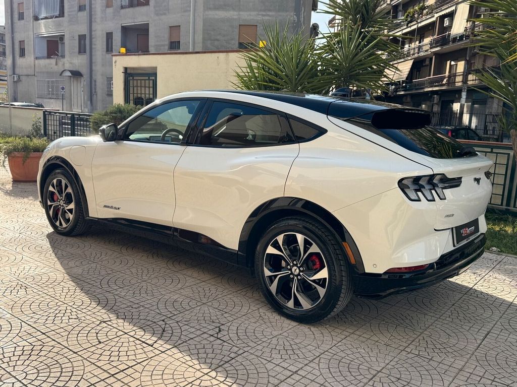 Ford Mustang Mach-E 2021