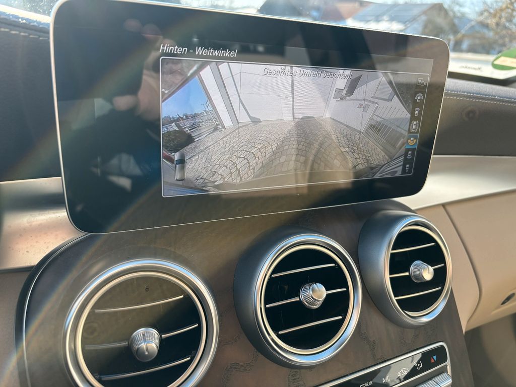 Mercedes-Benz C 300 2021