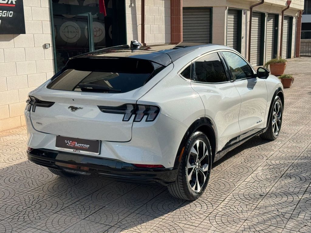 Ford Mustang Mach-E 2021