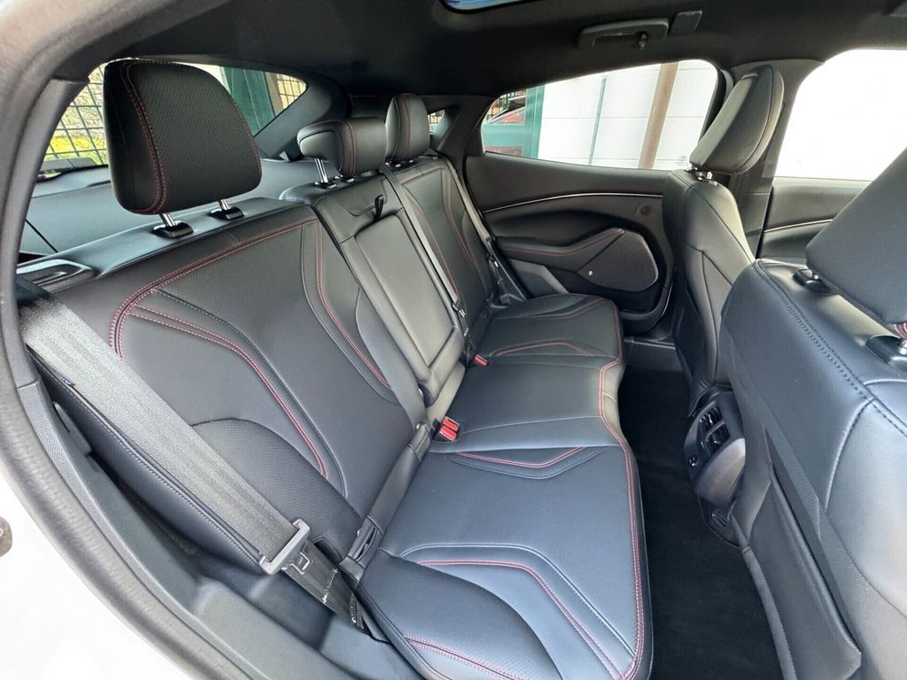 Ford Mustang Mach-E 2021