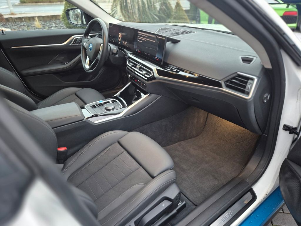 BMW i4 2024