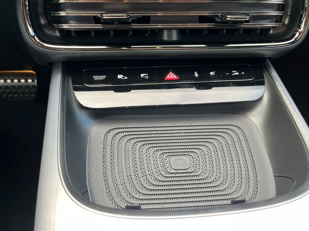 Mercedes-Benz CLA 250 2025