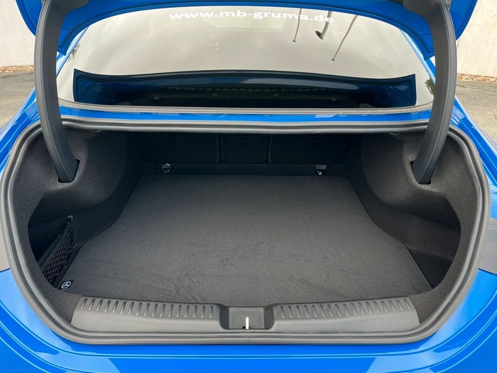 Mercedes-Benz CLA 250 2025