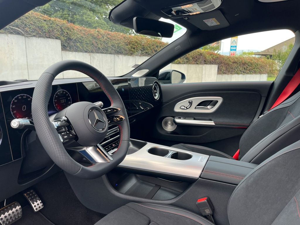 Mercedes-Benz CLA 250 2025