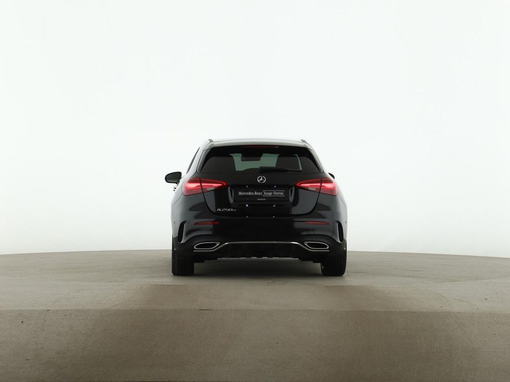 Mercedes-Benz A 250 2025
