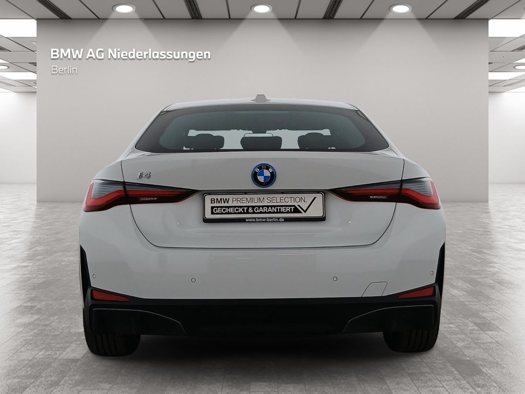 BMW i4 2023