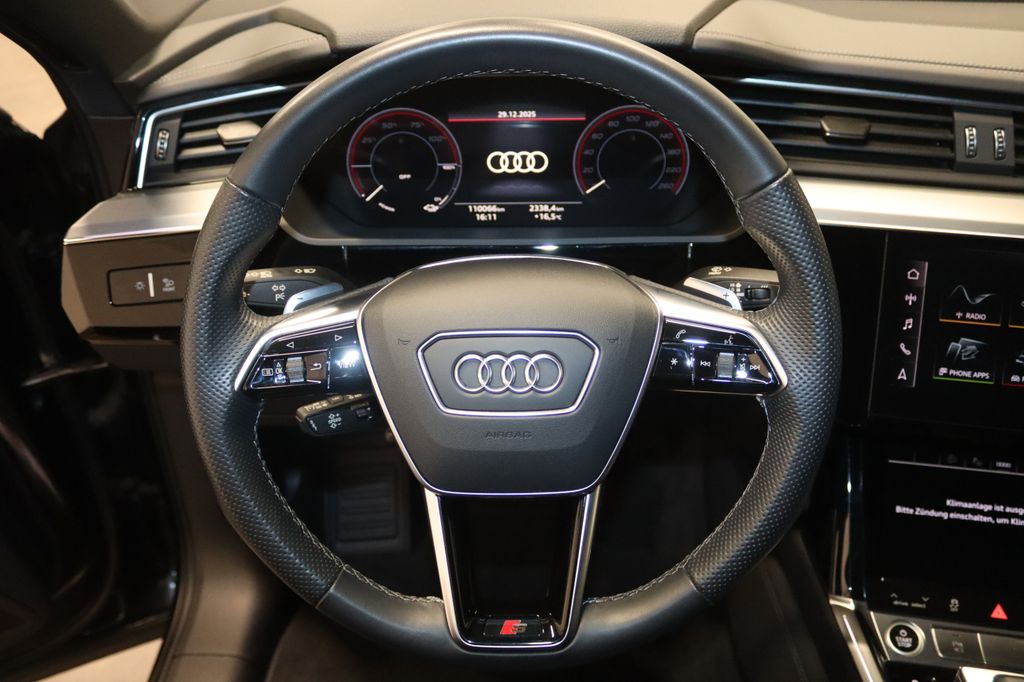 Audi e-tron 2022