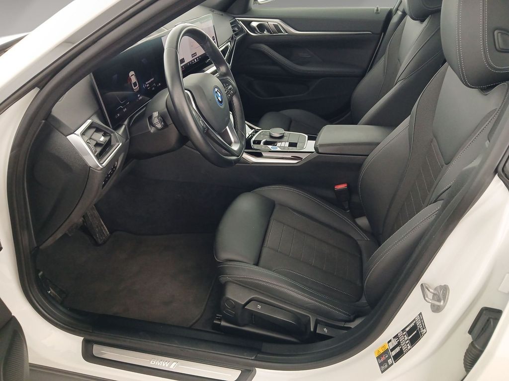 BMW i4 2023