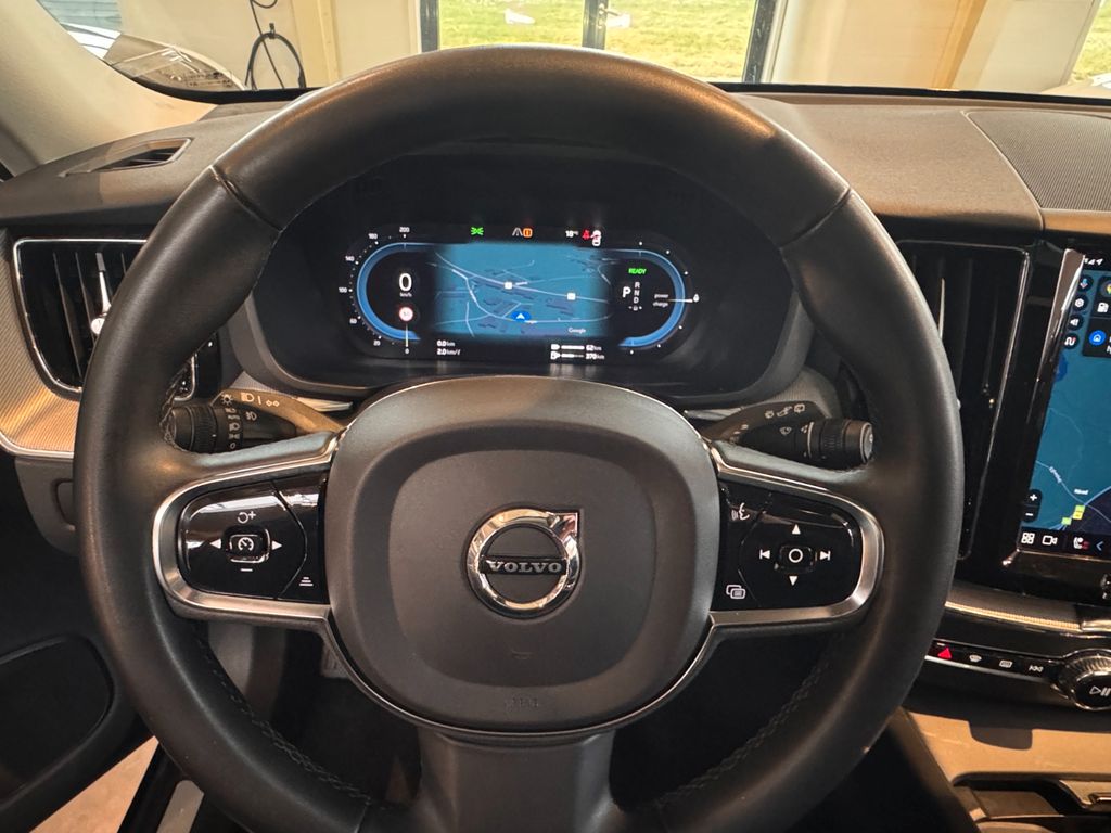 Volvo XC60 2022