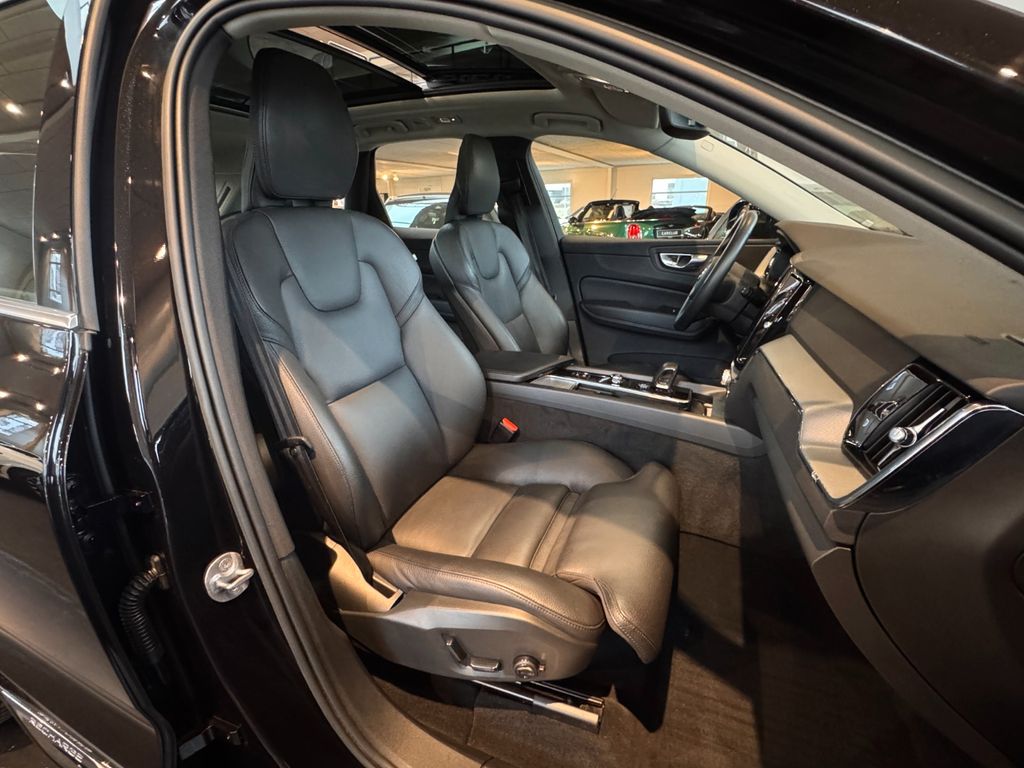 Volvo XC60 2022