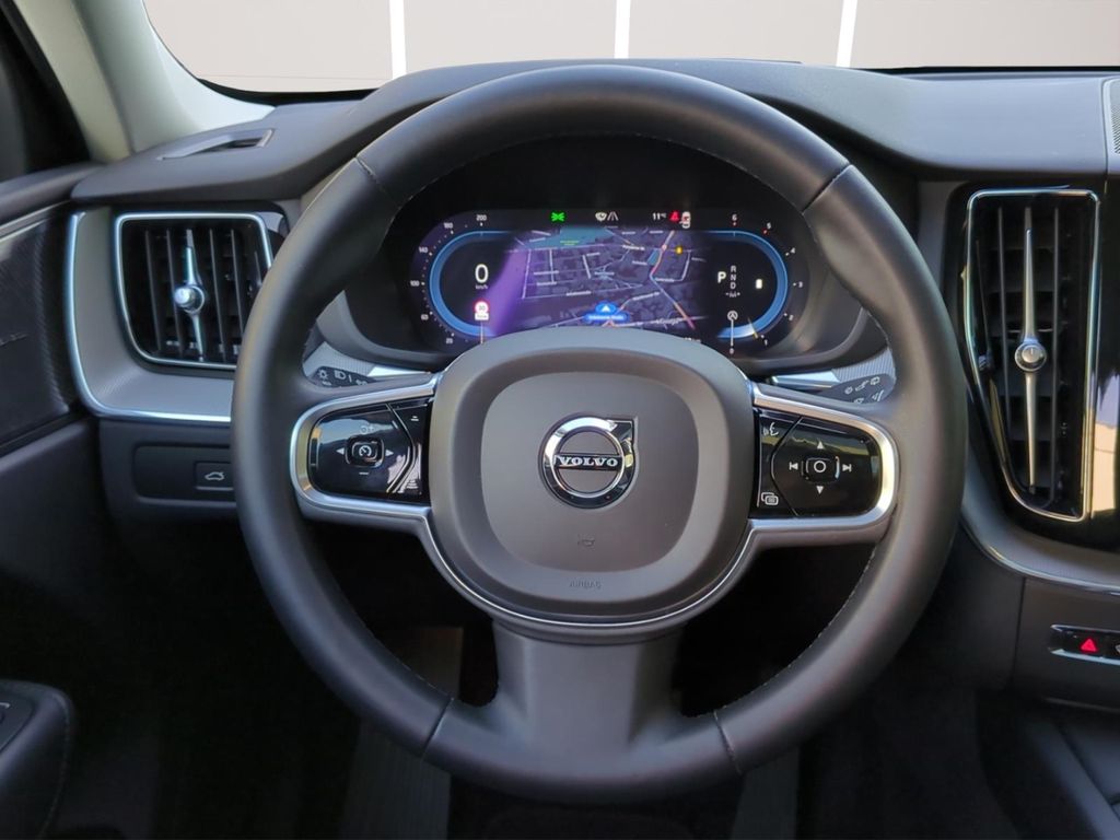 Volvo XC60 2022