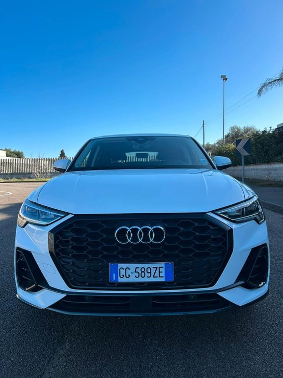 Audi Q3 2021