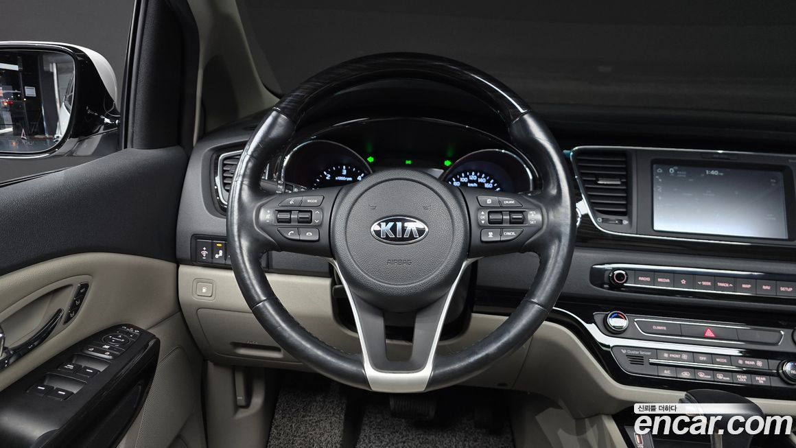 Kia Canival 2019