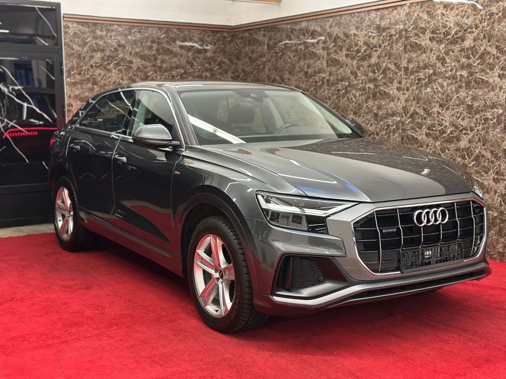 Audi Q8 2021
