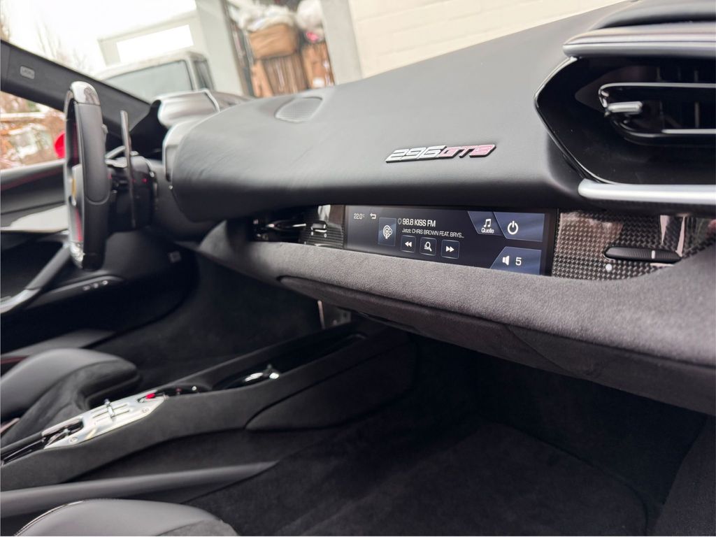 Ferrari 296 GTB 2024