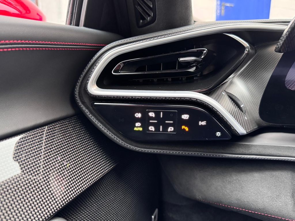 Ferrari 296 GTB 2024