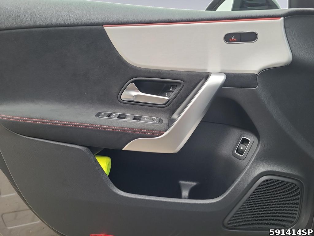 Mercedes-Benz A 250 2024