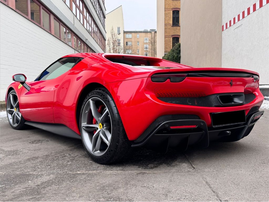 Ferrari 296 GTB 2024