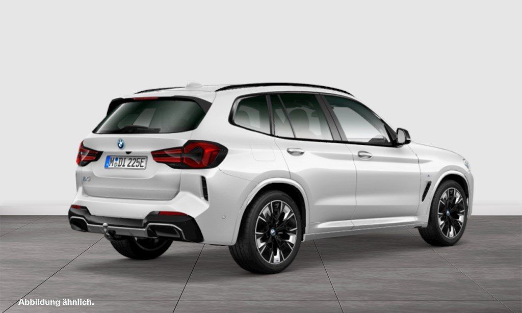 BMW iX3 2022