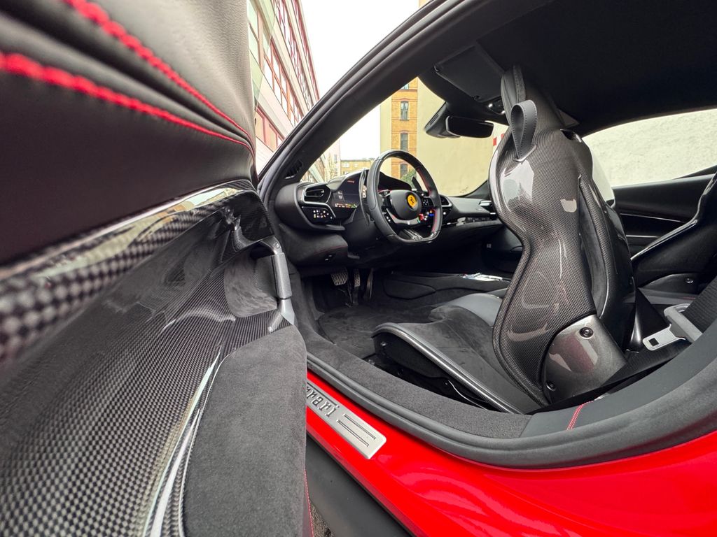 Ferrari 296 GTB 2024