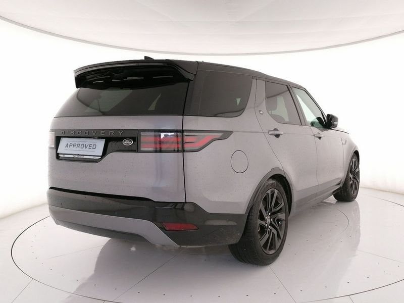 Land Rover Discovery 2023