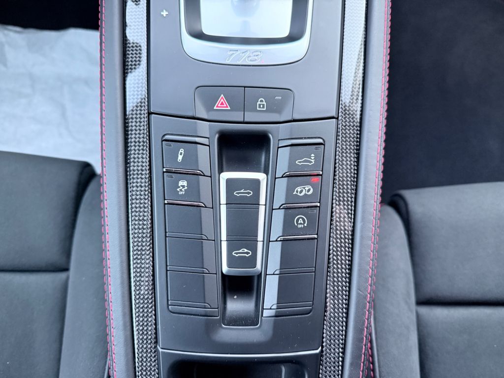 Porsche Boxster 2024