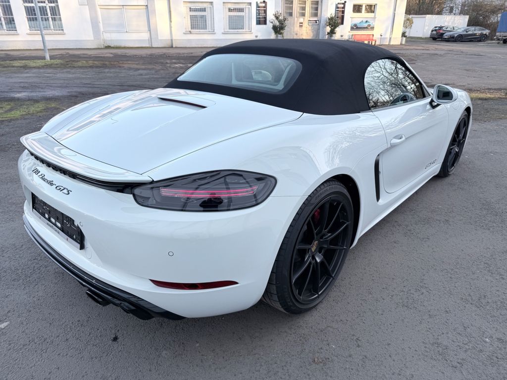 Porsche Boxster 2024