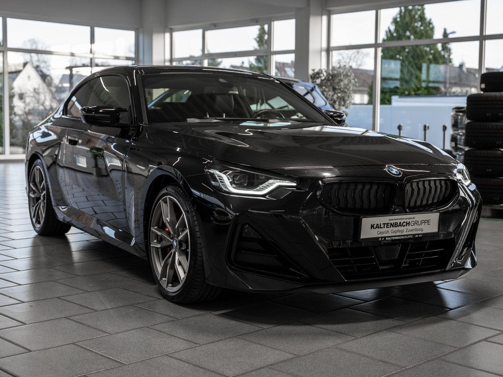 BMW M240i 2023