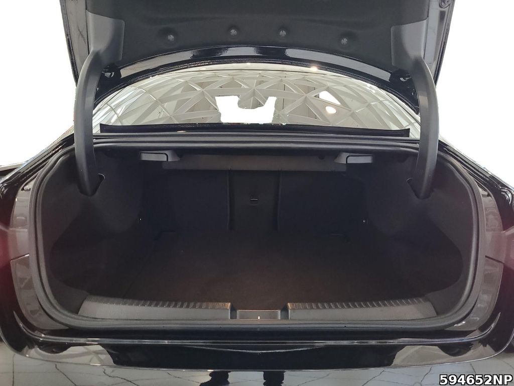 Mercedes-Benz CLA 200 2025