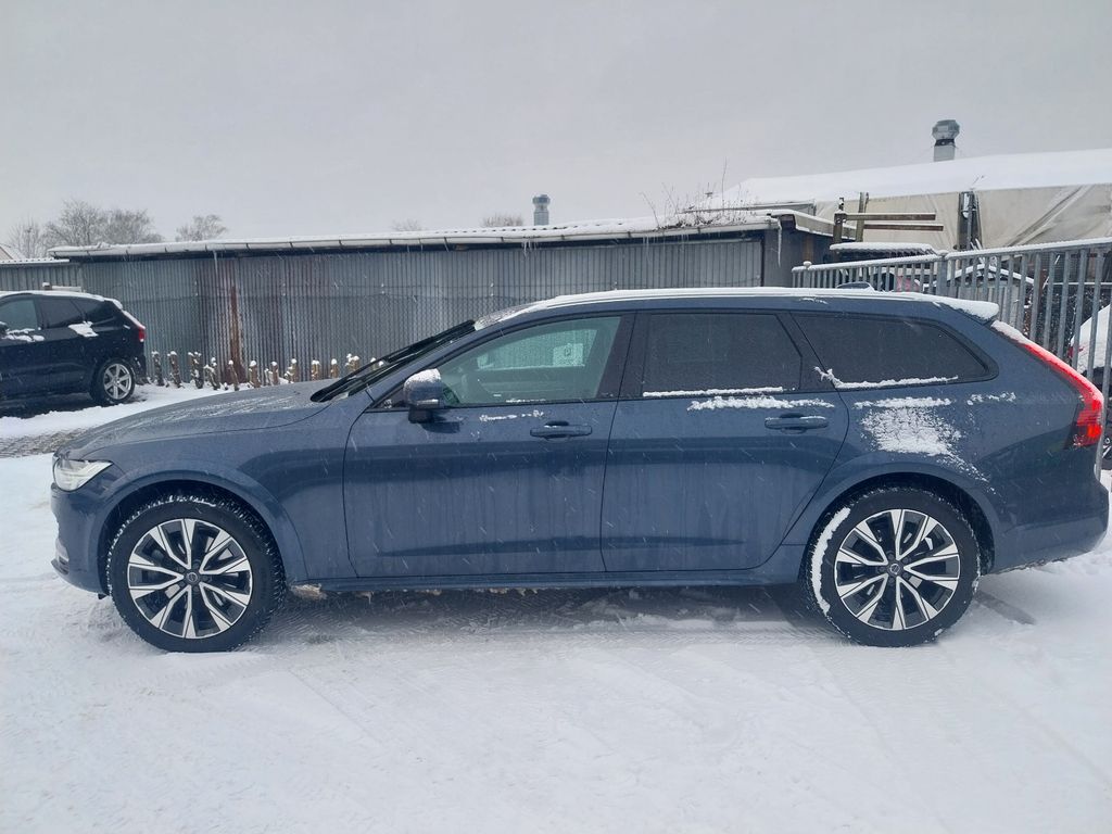 Volvo V90 Cross Country 2022