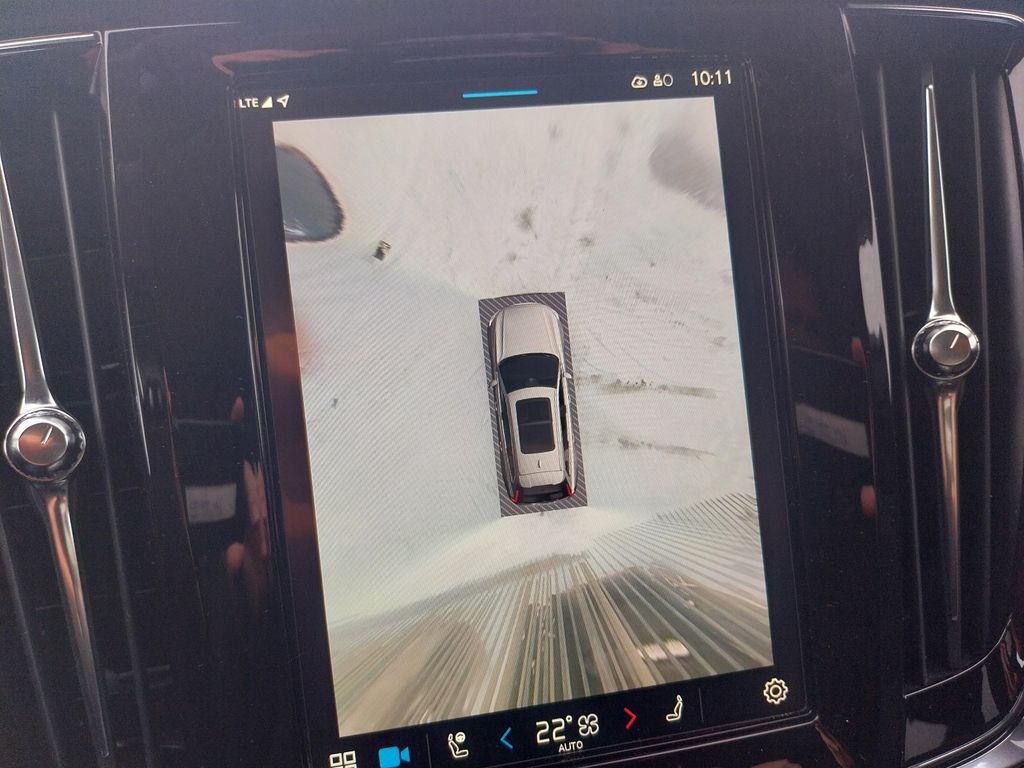 Volvo V90 Cross Country 2022