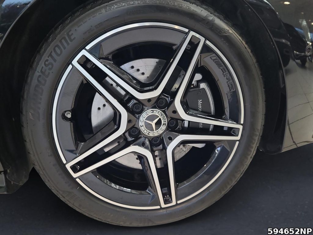 Mercedes-Benz CLA 200 2025