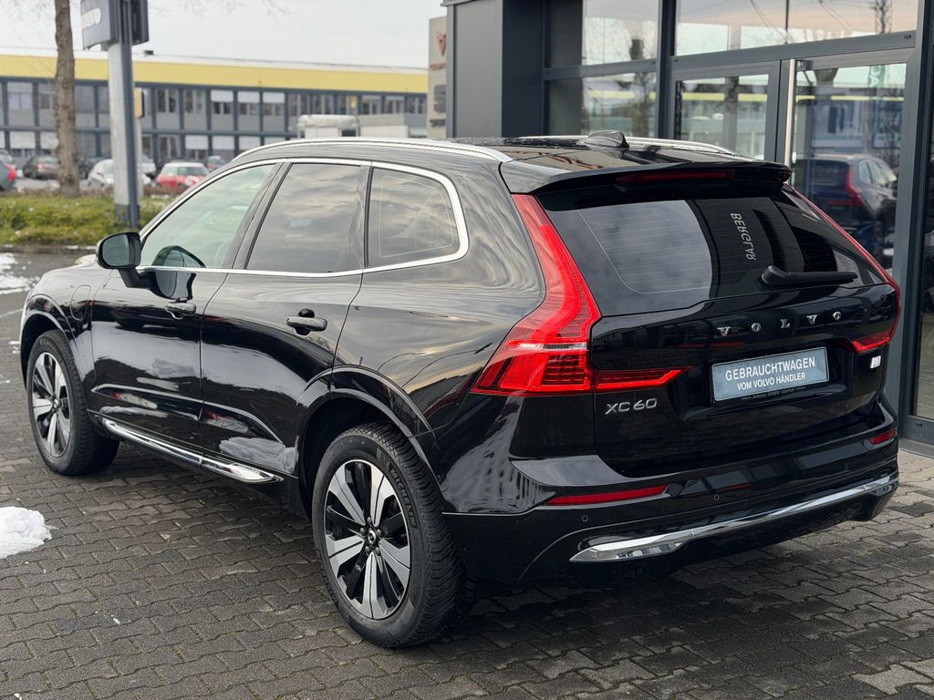 Volvo XC60 2022