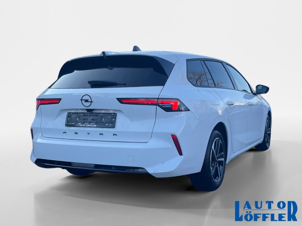 Opel Astra 2024